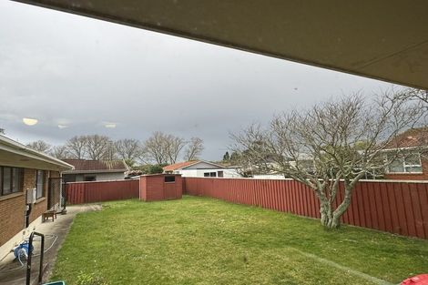 Photo of property in 8 Sandalwood Drive, Dinsdale, Hamilton, 3204