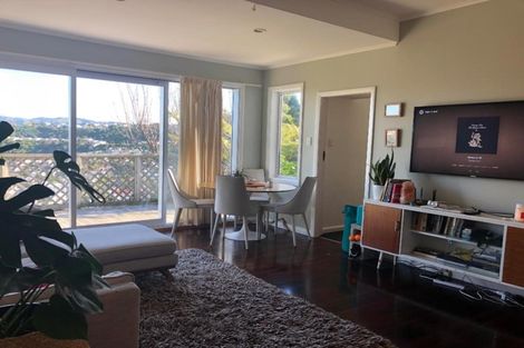 Photo of property in 107 Nevay Road, Miramar, Wellington, 6022