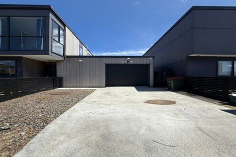 Photo of property in 6 Te Aparangi Road, Papakura, 2110
