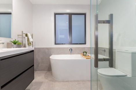 Photo of property in 5 Skysail Lane, Whitby, Porirua, 5024