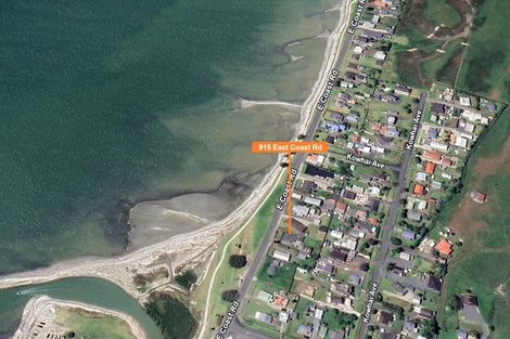 Photo of property in 915 East Coast Road, Kaiaua, Pokeno, 2473