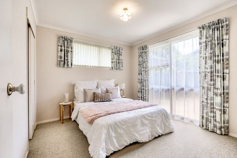 Photo of property in 12 Longford Court, Forest Lake, Hamilton, 3200