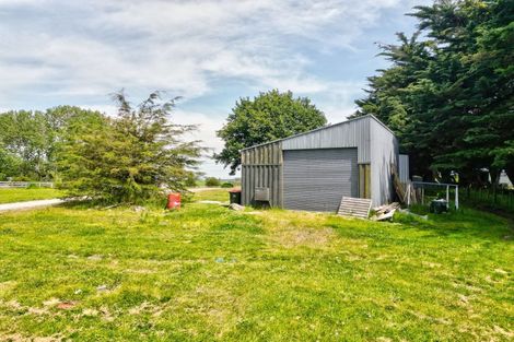 Photo of property in 235 No 2 Line, Okoia, Whanganui, 4572
