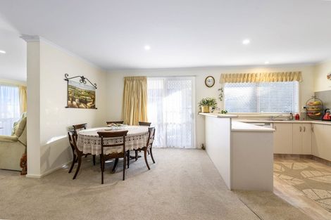 Photo of property in 30 Kinder Place, Ngongotaha, Rotorua, 3010