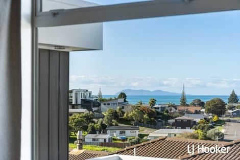 Photo of property in 12 Tohora View, Waihi Beach, 3611