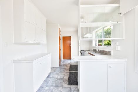 Photo of property in 6b Sandleigh Road, Hamilton Lake, Hamilton, 3204