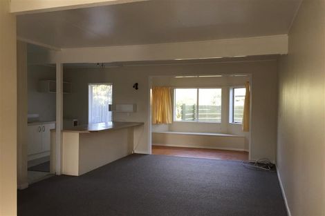 Photo of property in 100 Lake Road, Koutu, Rotorua, 3010