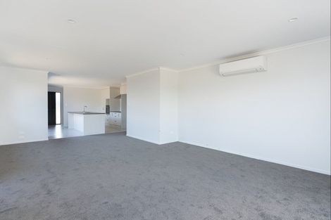 Photo of property in 23 Pioneer Crescent, Omokoroa, 3114