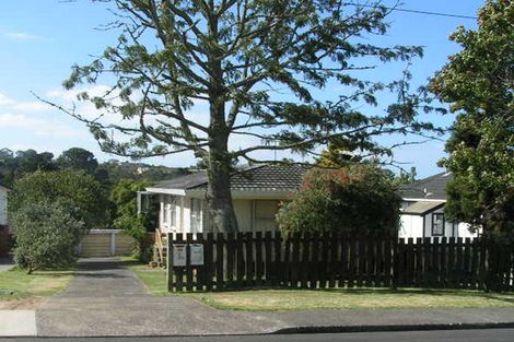 Photo of property in 1/50 Gladstone Road, Northcote, Auckland, 0627