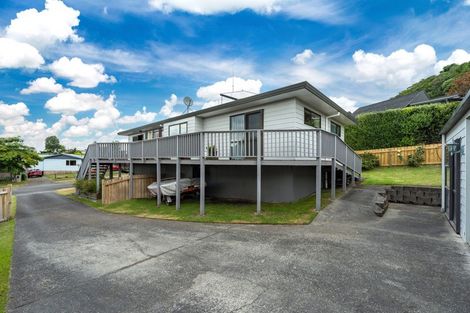 Photo of property in 18 Shera Street, Acacia Bay, Taupo, 3330