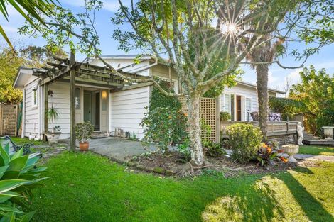 Photo of property in 391 Pine Valley Road, Dairy Flat, Silverdale, 0992