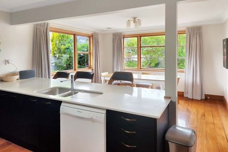 Photo of property in 279 Fergusson Drive, Heretaunga, Upper Hutt, 5018