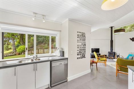 Photo of property in 1080 Sandspit Road, Sandspit, Warkworth, 0982