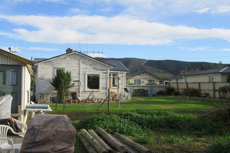 Photo of property in 6 Mary Street, Waimate, 7924