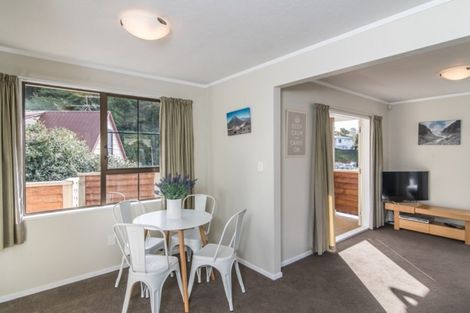 Photo of property in 64 Hathaway Avenue, Karori, Wellington, 6012