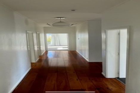 Photo of property in 21 The Crescent, Roseneath, Wellington, 6011