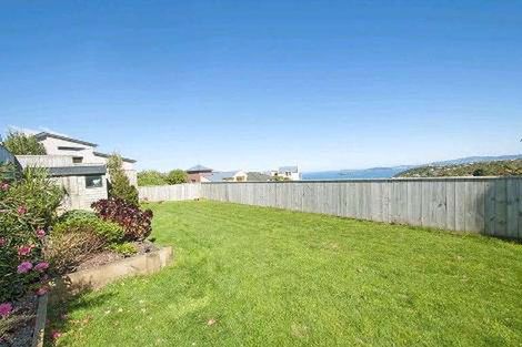 Photo of property in 47 Arahiwi Grove, Tirohanga, Lower Hutt, 5010