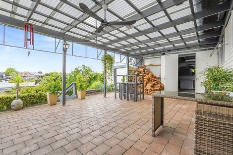 Photo of property in 4 Totara Drive, St Andrews, Hamilton, 3200
