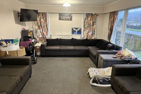 Photo of property in 249 Wellington Road, Wainuiomata, Lower Hutt, 5014
