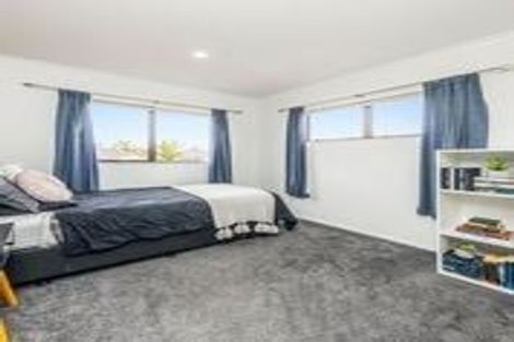 Photo of property in 11 Phoenicia Court, The Gardens, Auckland, 2105