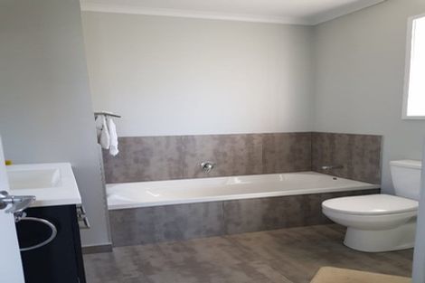 Photo of property in 5 Sue Place, Mahora, Hastings, 4120