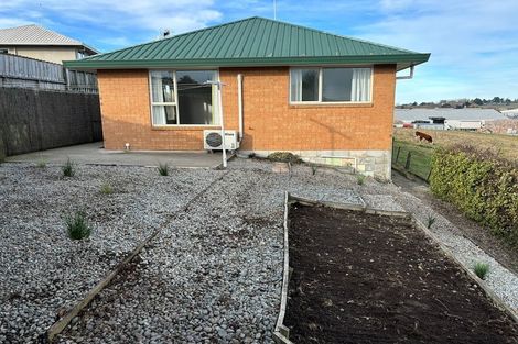 Photo of property in 24 Ellesmere Place, Oceanview, Timaru, 7910