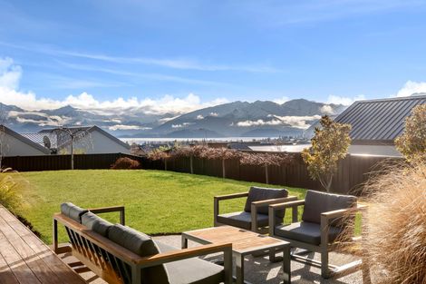 Photo of property in 8 The Heights Avenue, Wanaka, 9305