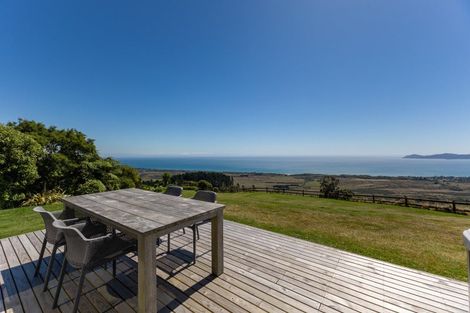 Photo of property in 198-200 Maungakotukutuku Road, Paraparaumu, 5032