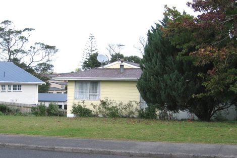 Photo of property in 77 Kemp Road, Massey, Auckland, 0614