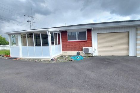 Photo of property in 35 Western Road, Bellevue, Tauranga, 3110