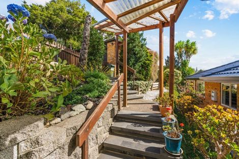 Photo of property in 11 Bush Haven Drive, Te Kamo, Whangarei, 0112