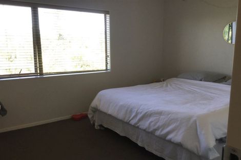 Photo of property in 103b Roberts Road, Te Atatu South, Auckland, 0610