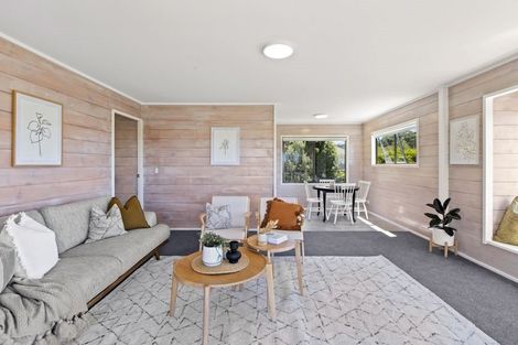 Photo of property in 4 Puriri Avenue, Leigh, 0985