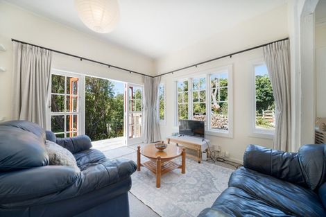 Photo of property in 219 Middleton Road, Churton Park, Wellington, 6037