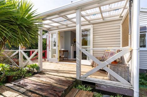 Photo of property in 9 Haumia Street, Paekakariki, 5034