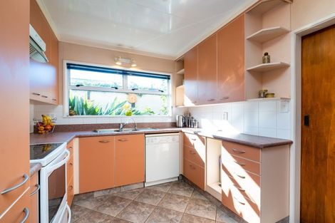 Photo of property in 5 Carl Avenue, Havelock North, 4130