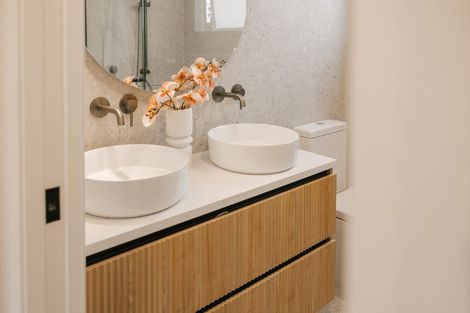 Photo of property in 15 Ihaka Street, Hokowhitu, Palmerston North, 4410