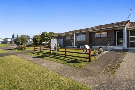 Photo of property in 8/19 Oxford Street, Te Puke, 3119