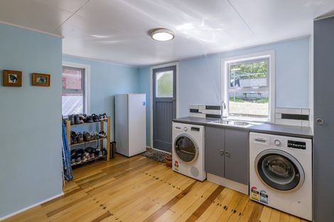 Photo of property in 22 Kawiu Road, Levin, 5510