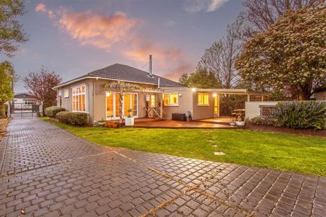 Photo of property in 15 Flockton Street, Mairehau, Christchurch, 8013