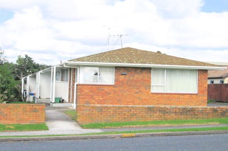 Photo of property in 3/32 Eastern Beach Road, Eastern Beach, Auckland, 2012