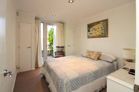 Photo of property in Marrakech Cafe, 14/305 Evans Bay Parade, Hataitai, Wellington, 6021