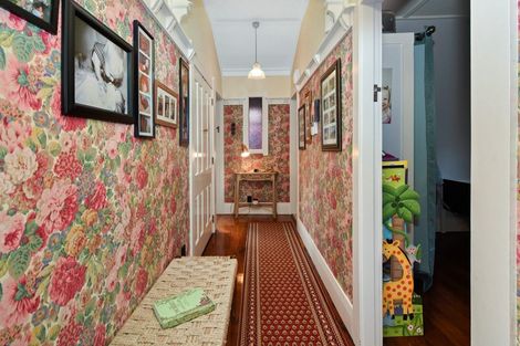 Photo of property in 3 Young Street, Claudelands, Hamilton, 3214