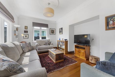 Photo of property in 38 Guy Avenue, Takaro, Palmerston North, 4410