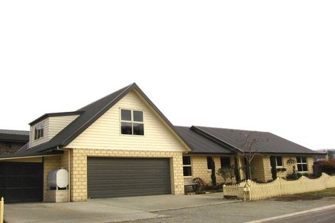 Photo of property in 2 Helms Court, Arrowtown, 9302