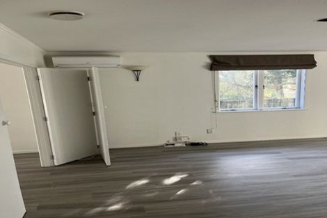 Photo of property in 20 Chilcott Road, Henderson, Auckland, 0612