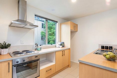 Photo of property in 13 Albionvale Road, Glen Eden, Auckland, 0602