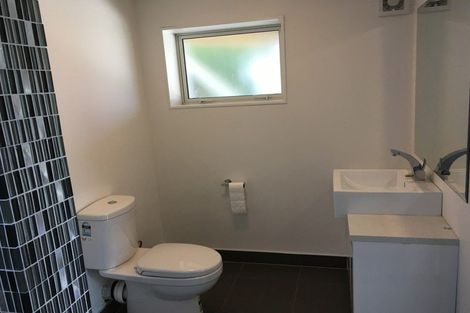 Photo of property in 1/34 Sycamore Drive, Sunnynook, Auckland, 0620