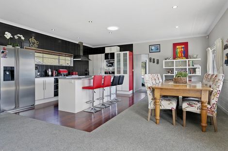 Photo of property in 89 Hill View Drive, Acacia Bay, Taupo, 3385