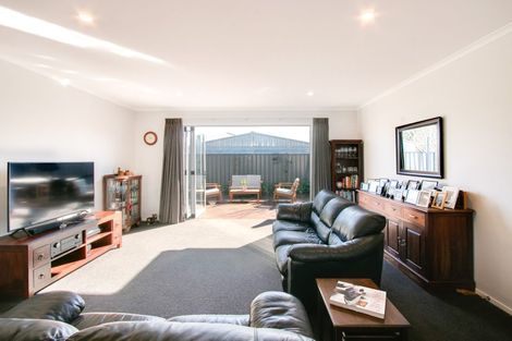 Photo of property in 505c Saint Aubyn Street East, Hastings, 4122